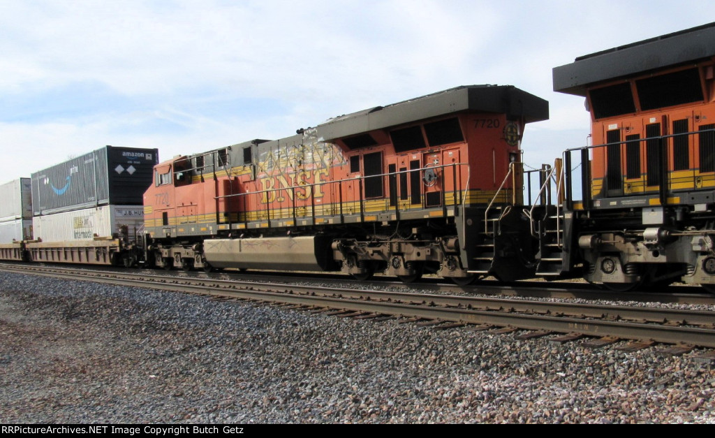 BNSF 7720